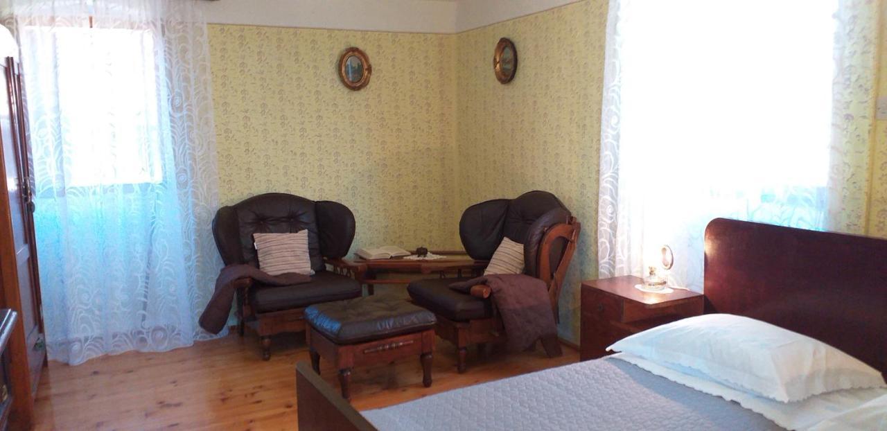 Rural Apartment Carolina Zrenj Exterior foto